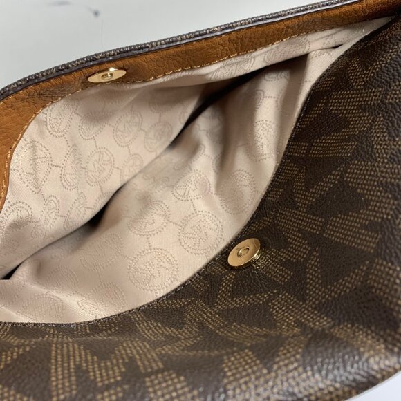 MICHAEL KORS  Logo Foldover Crossbody Shoulder Bag + Tassel/Strap + Dustbag EUC - Picture 5 of 13